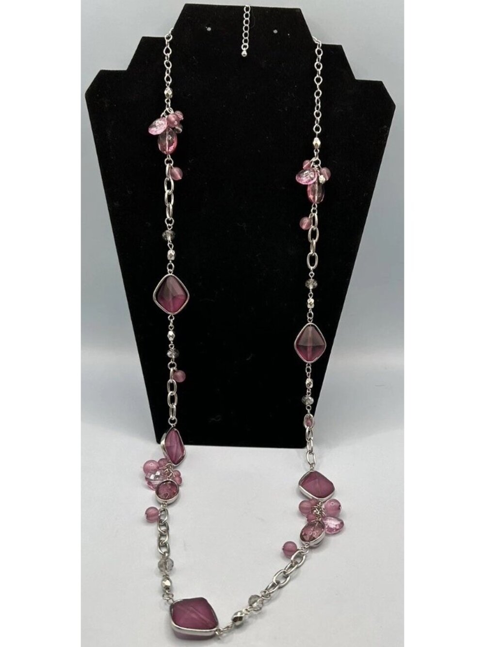 Vintage Faux Purple Amethyst Glass Beaded Silver Tone Necklace Purple 17.5”
